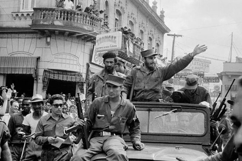 Al frente de la Caravana de la Libertad, Fidel entró en Santa Clara el 6 de enero de 1959. (Foto: Tomada de Internet)